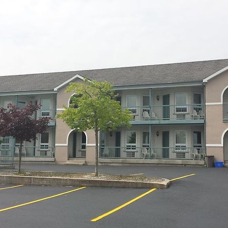 Lakeview Resort Motel ワサガビーチ エクステリア 写真
