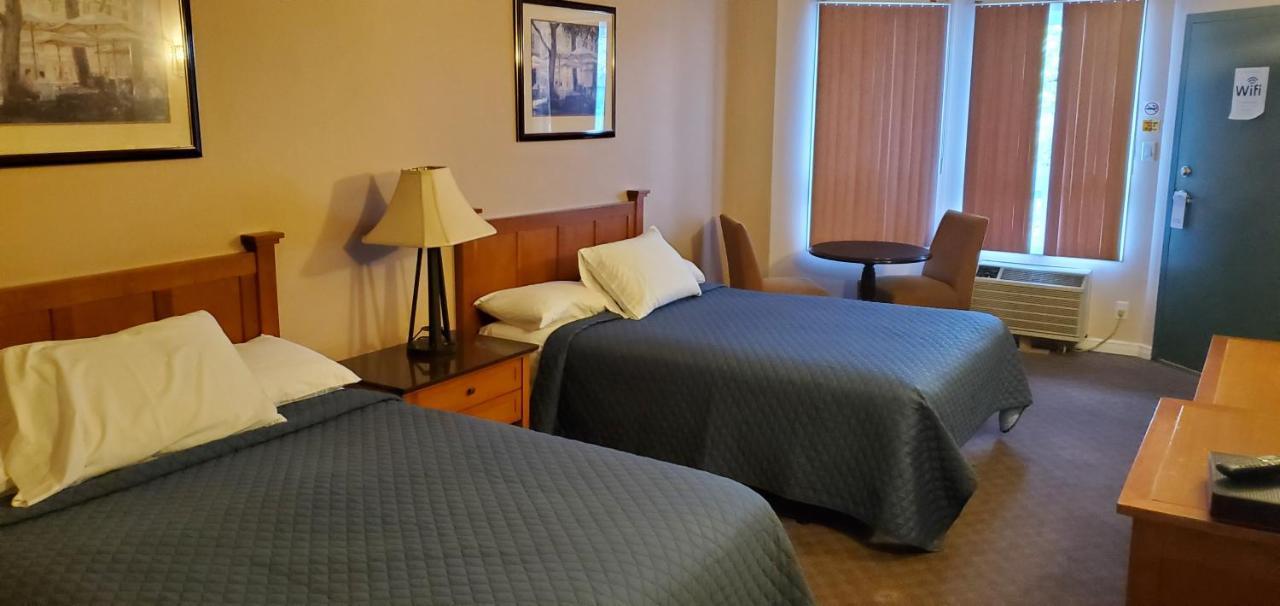 Lakeview Resort Motel ワサガビーチ エクステリア 写真