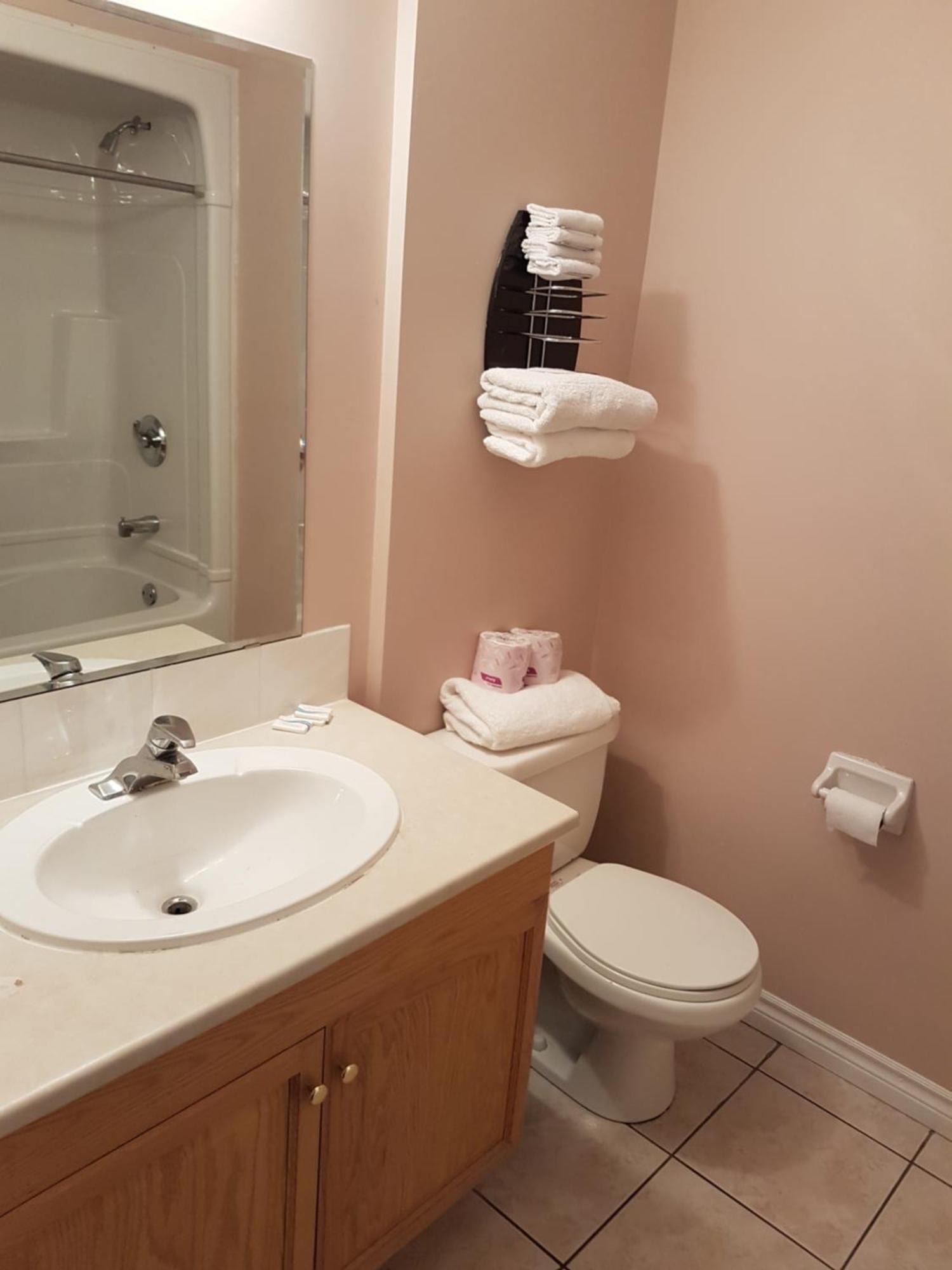 Lakeview Resort Motel ワサガビーチ 部屋 写真