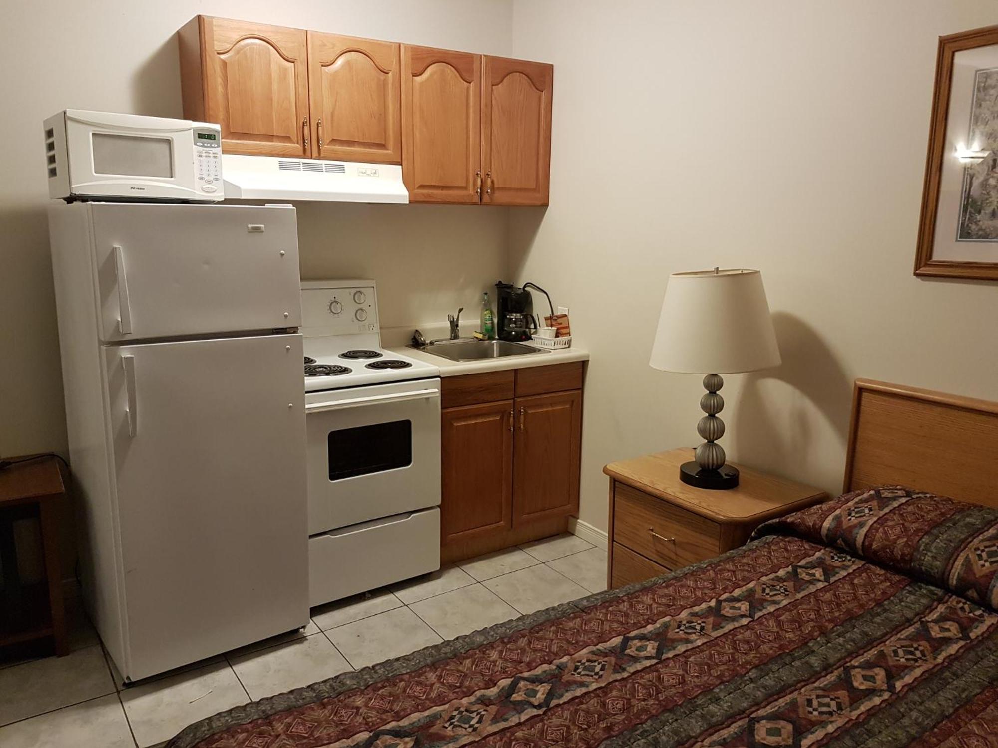 Lakeview Resort Motel ワサガビーチ エクステリア 写真