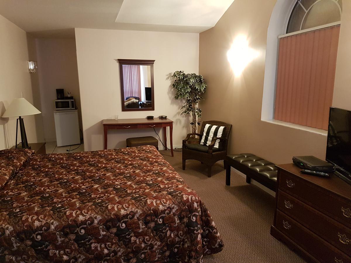 Lakeview Resort Motel ワサガビーチ エクステリア 写真