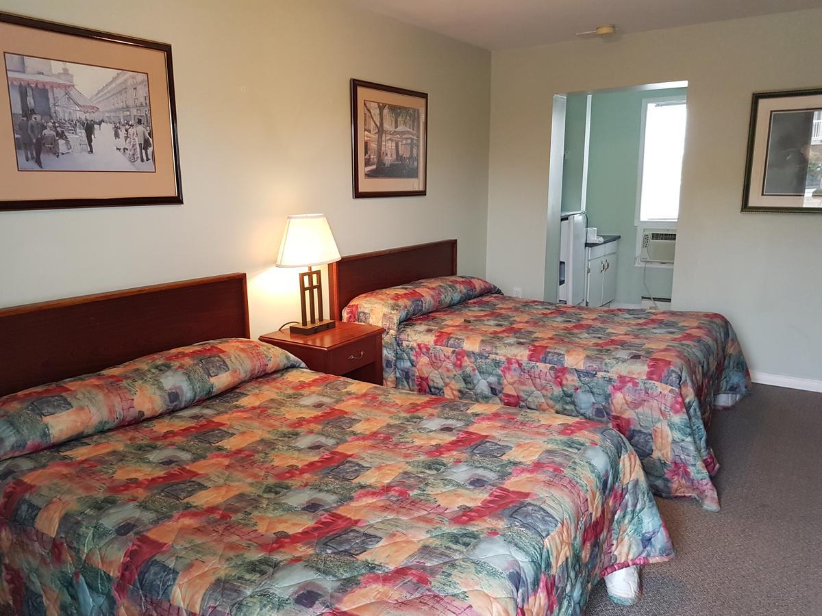 Lakeview Resort Motel ワサガビーチ エクステリア 写真
