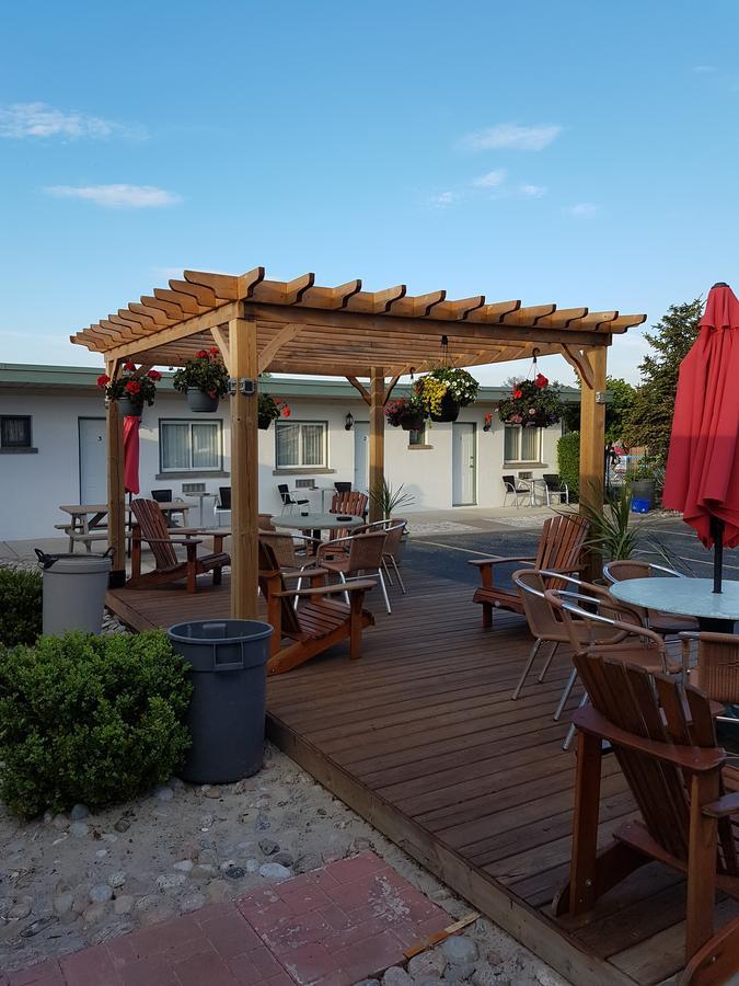 Lakeview Resort Motel ワサガビーチ エクステリア 写真