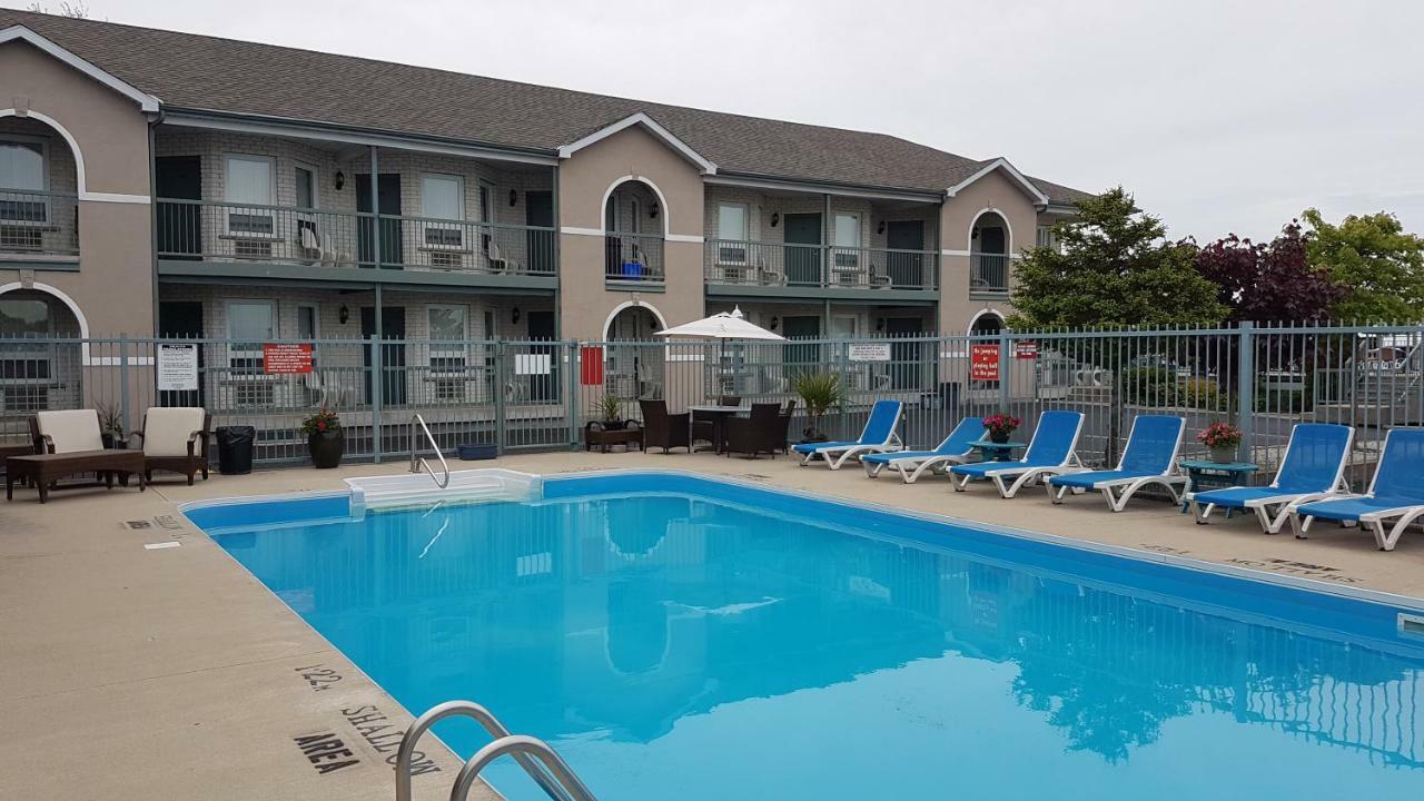 Lakeview Resort Motel ワサガビーチ エクステリア 写真